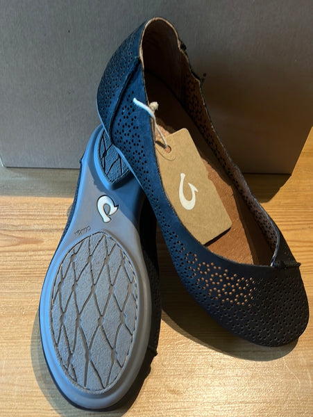 Olukai Pueo Perf Womens Ballet Flat- Black